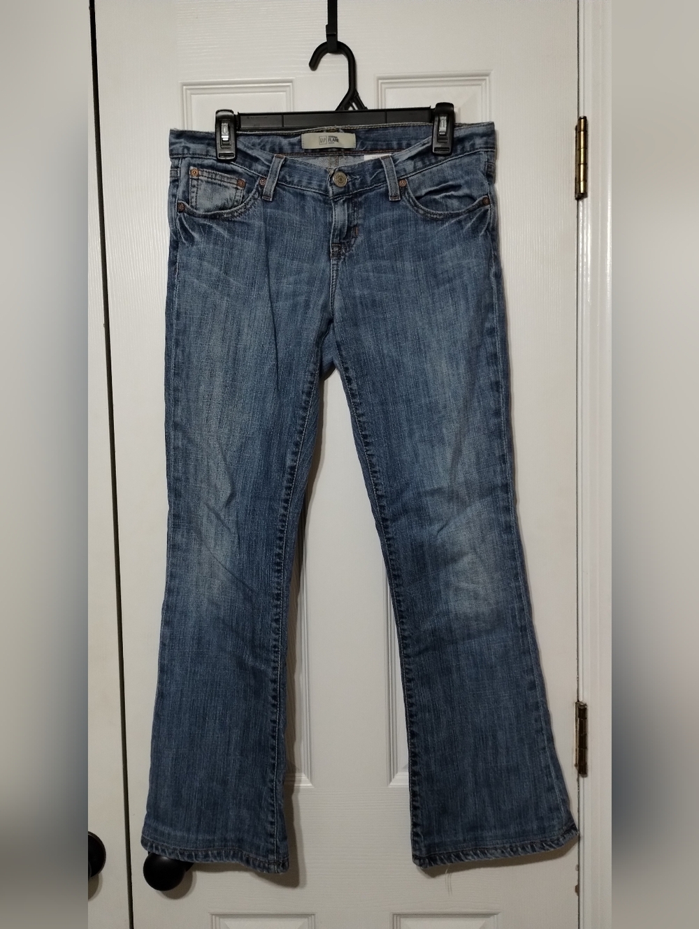 GAP Women's Size 6 Original Flare Stretch Light Blue Flare Jeans